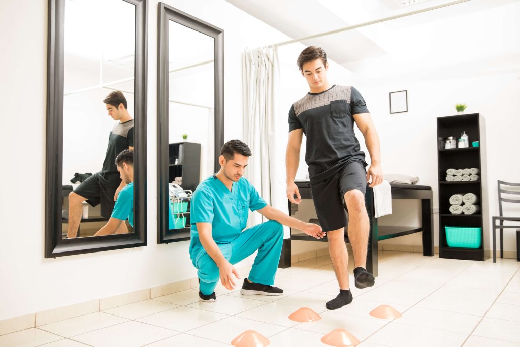 Benefits of treating sports injuries with physical therapy shutterstock 1163399011 sports therapy