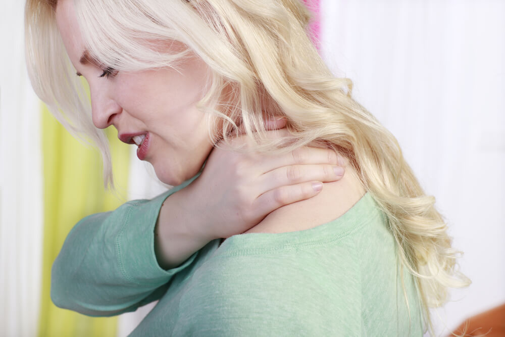 Four common shoulder pain is treated in Point Roberts, Washington treating chronic shoulder pain treating shoulder pain