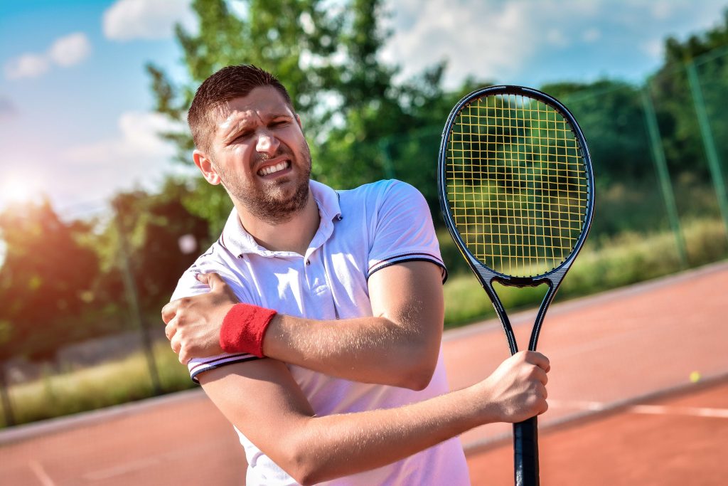 Rotator cuff tendonitis shutterstock 1120756592 shoulder pain tendonitis