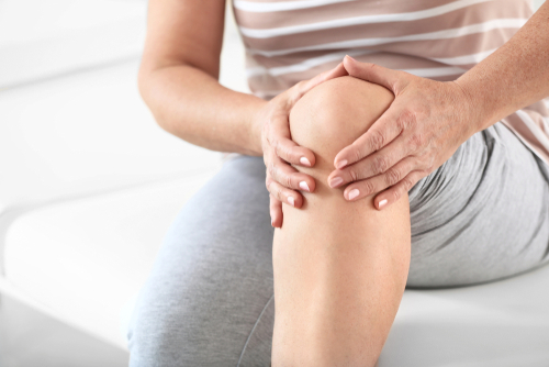 stiff knee pain when bending
