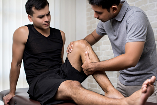 4 treatments for knee pain and stiffness