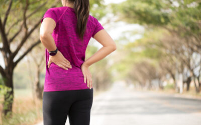 Who is likely to develop both lower back and hip pain?