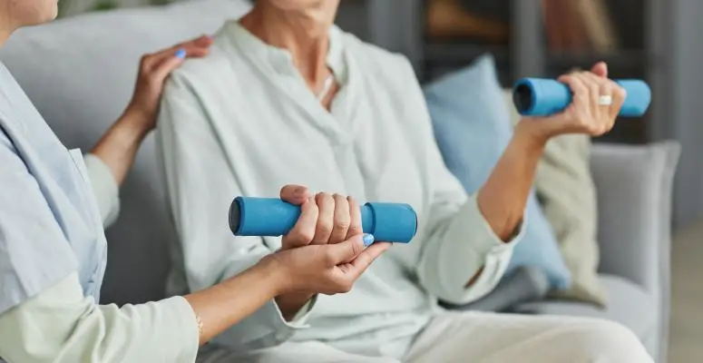 What to expect from a physical therapy evaluation senior woman doing physical therapy 2021 12 09 15 16 27 utc what to expect from a physical therapy evaluation physical therapy